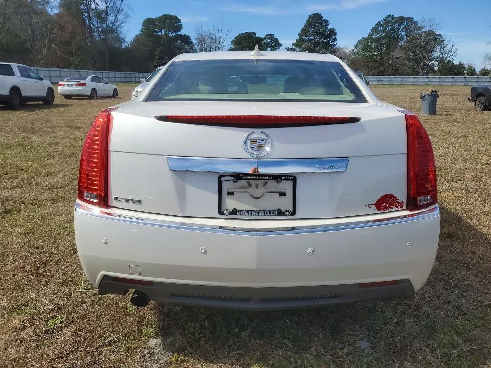 2011 CADILLAC CTS LUXURY COLLECTION  