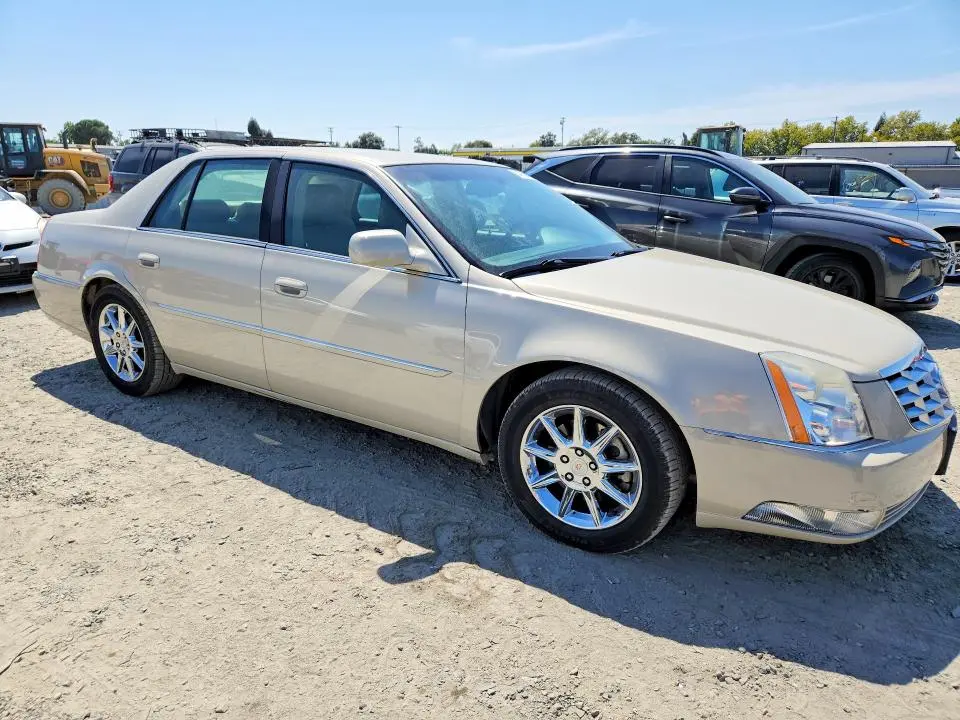 2010 CADILLAC DTS LIVERY  