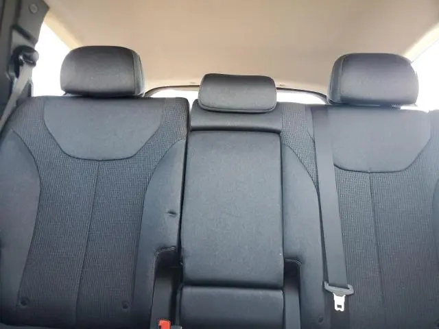 2022 HYUNDAI SANTA FE SE  