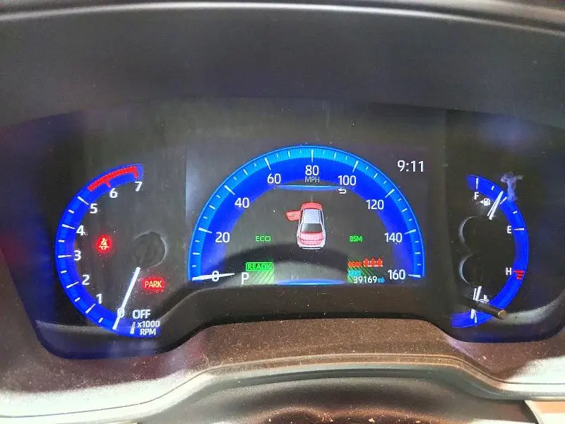 2021 TOYOTA COROLLA LE  