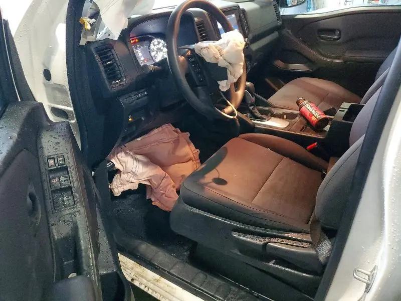 2024 NISSAN FRONTIER S  