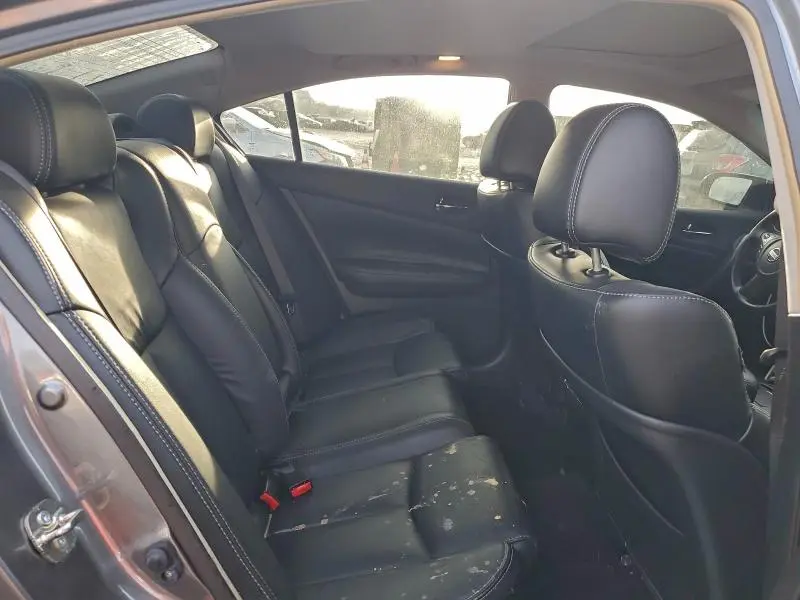 2014 NISSAN MAXIMA S  