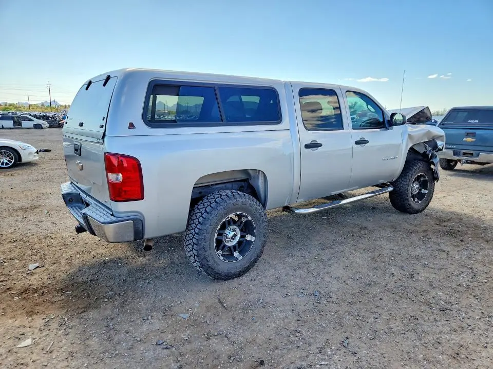 2011 CHEVROLET SILVERADO K1500 LT  