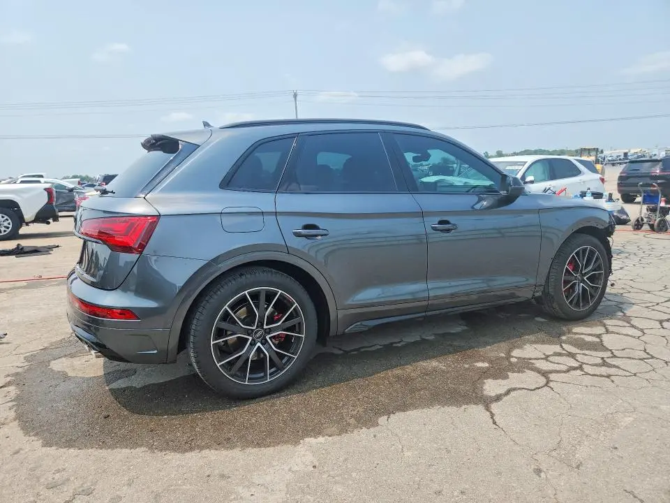 2025 AUDI SQ5 PREMIUM PLUS  