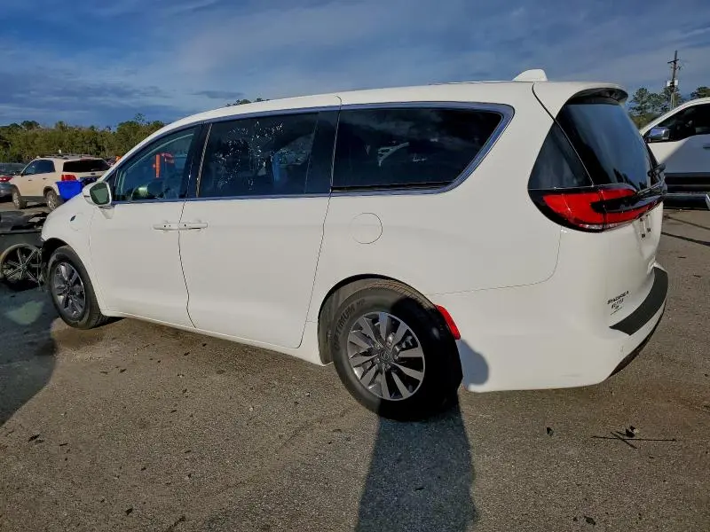 2022 CHRYSLER PACIFICA HYBRID TOURING L  