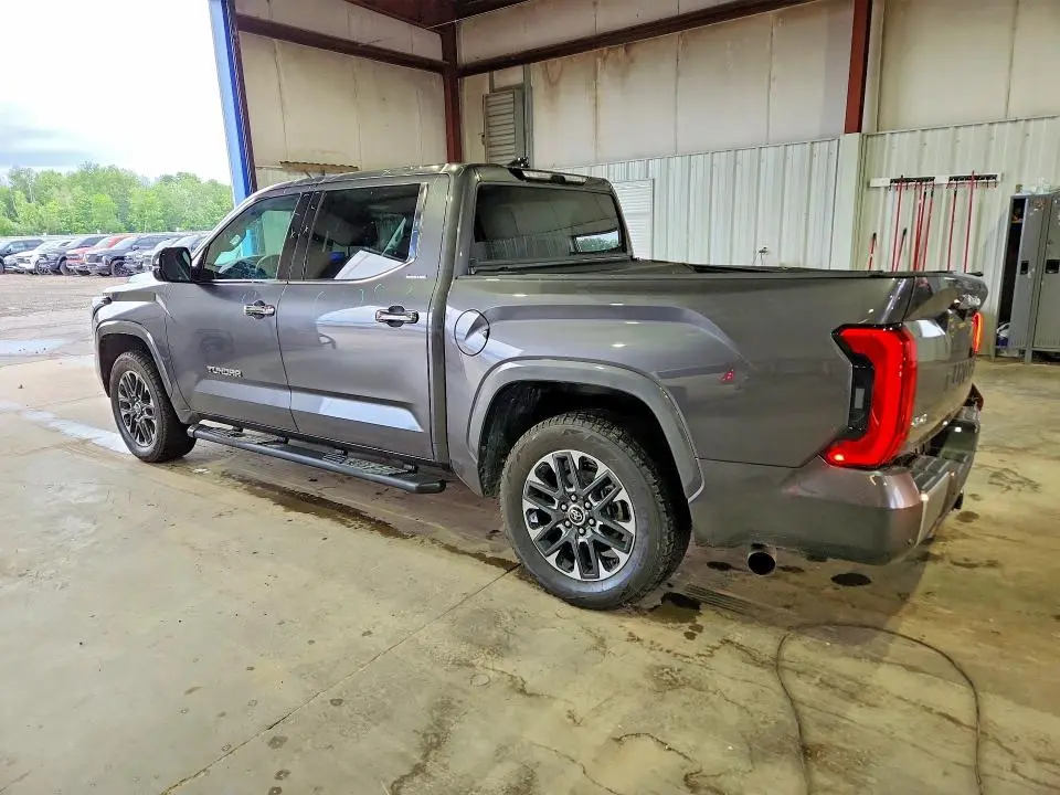 2022 TOYOTA TUNDRA CREWMAX LIMITED  