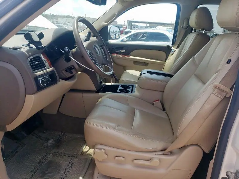 2013 GMC YUKON SLT  
