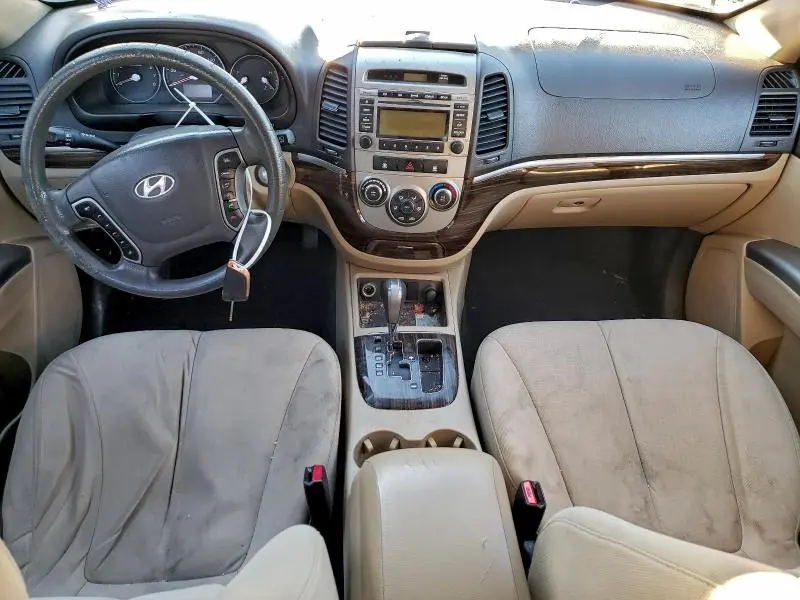 2010 HYUNDAI SANTA FE GLS  
