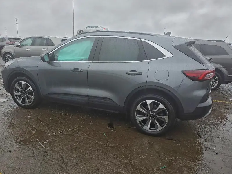 2023 FORD ESCAPE PLATINUM  