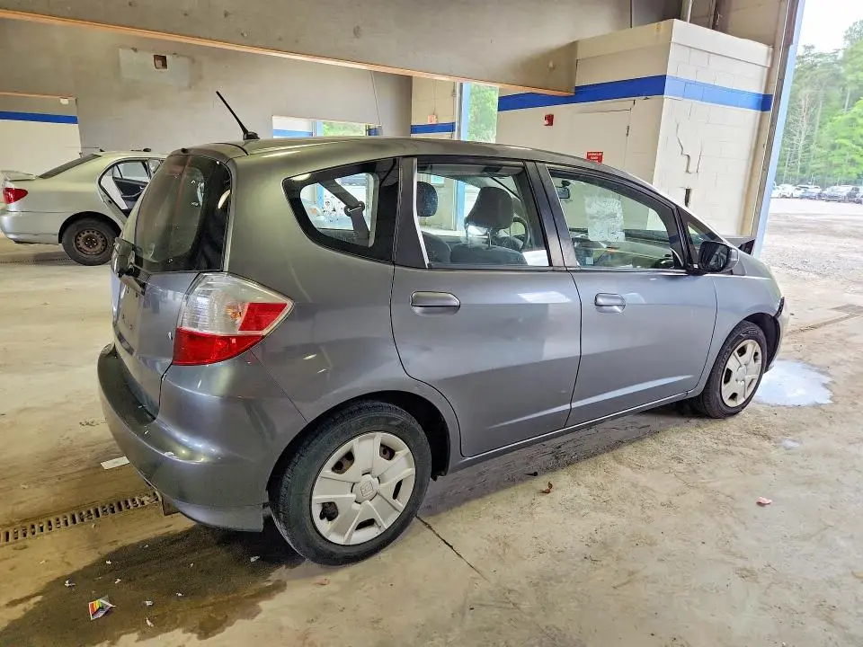 2012 HONDA FIT   