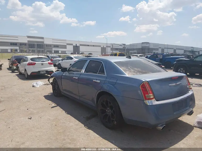 2011 CHRYSLER 300C  