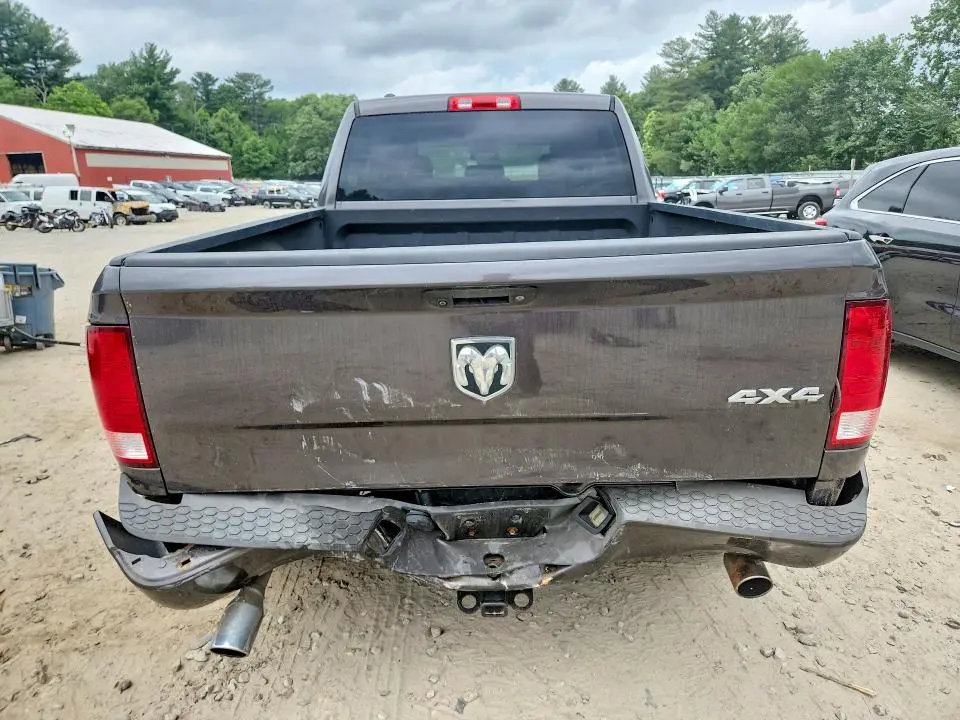2018 RAM 1500 ST  