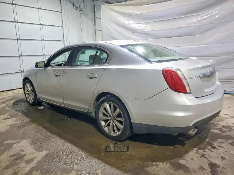 2010 LINCOLN MKS   