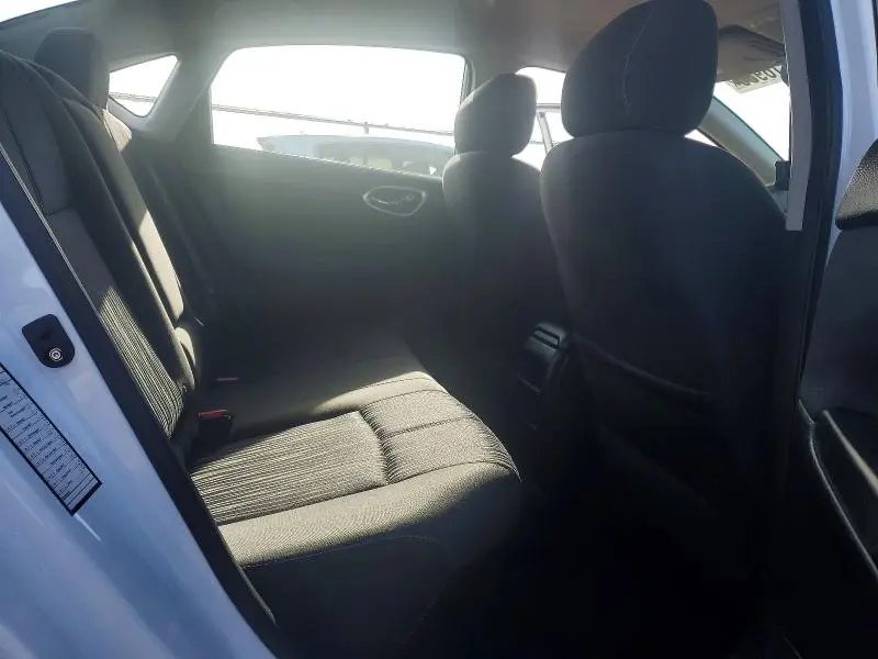 2016 NISSAN SENTRA SV  