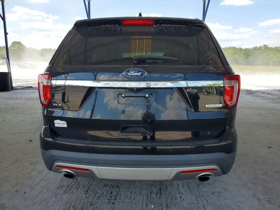 2017 FORD EXPLORER XLT  