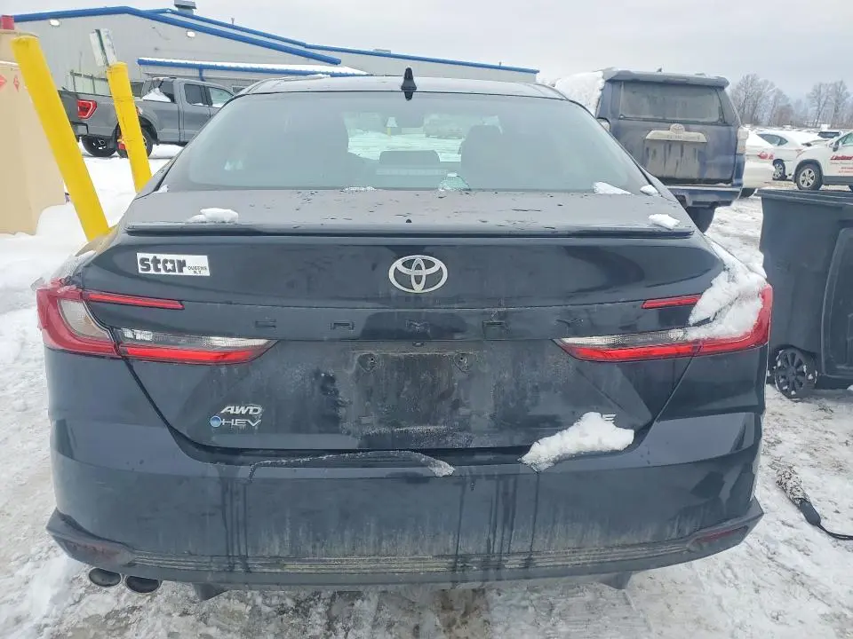 2025 TOYOTA CAMRY   