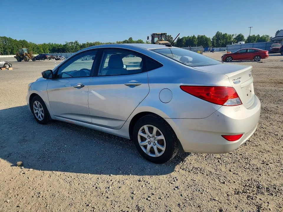 2012 HYUNDAI ACCENT GLS  