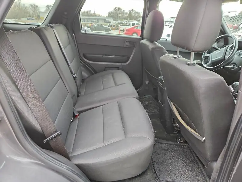 2011 FORD ESCAPE XLT  