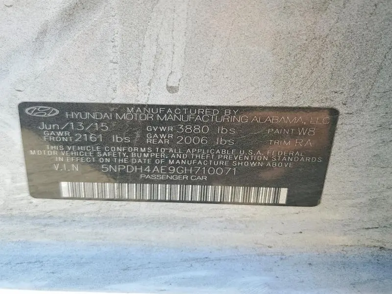2016 HYUNDAI ELANTRA SE  