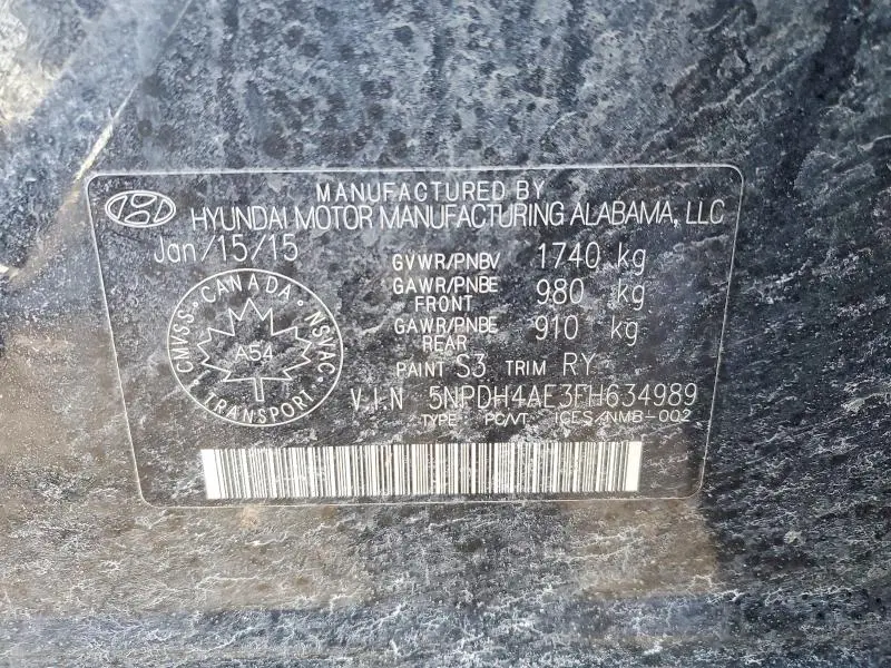 2015 HYUNDAI ELANTRA SE  