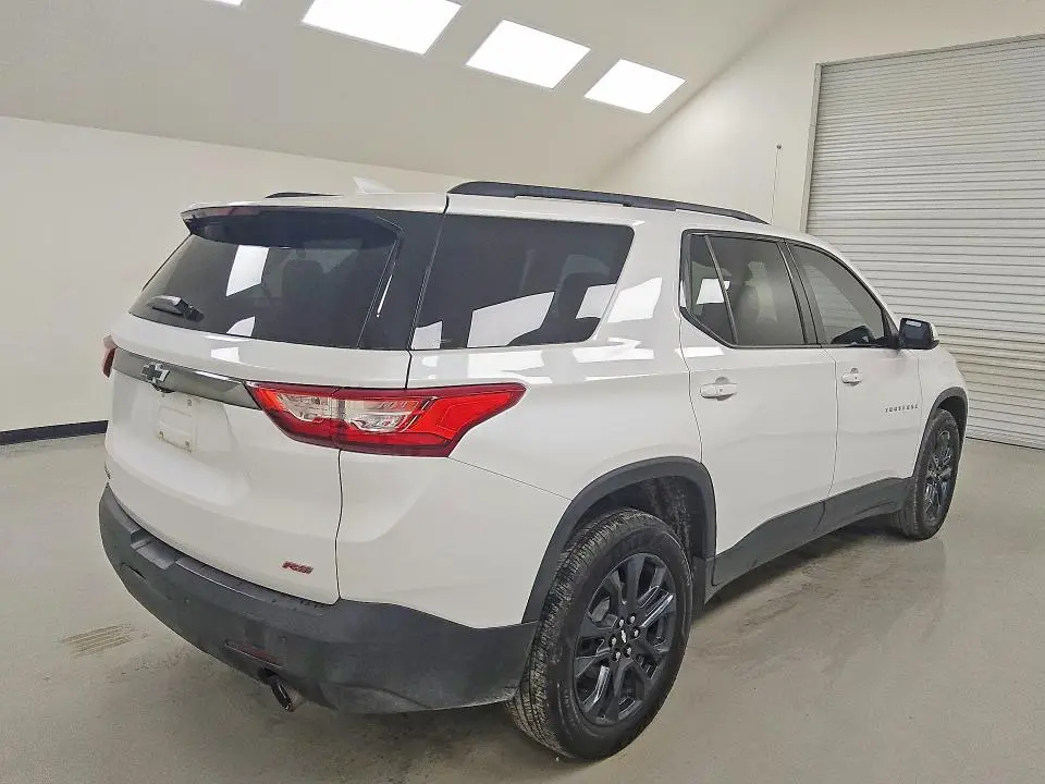 2021 CHEVROLET TRAVERSE RS  