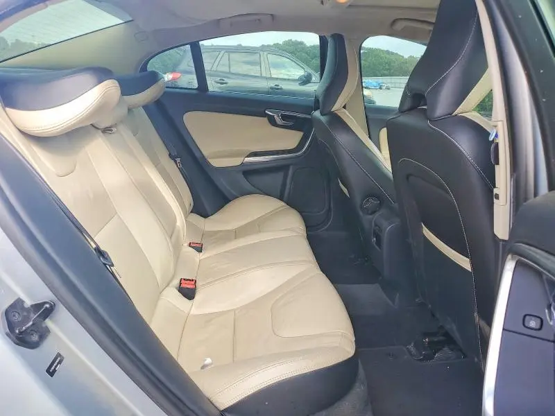 2013 VOLVO S60 T6  