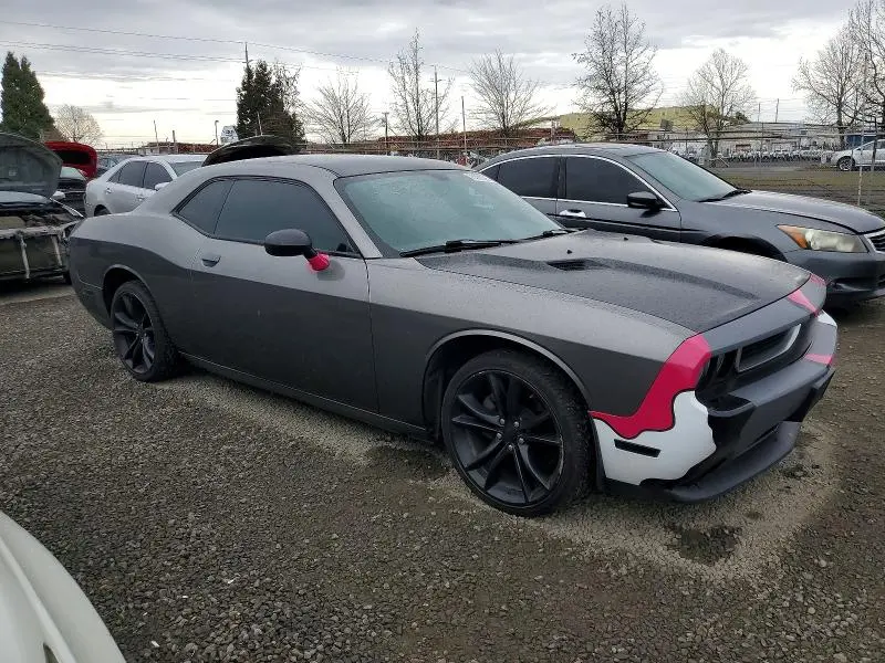 2012 DODGE CHALLENGER SXT  