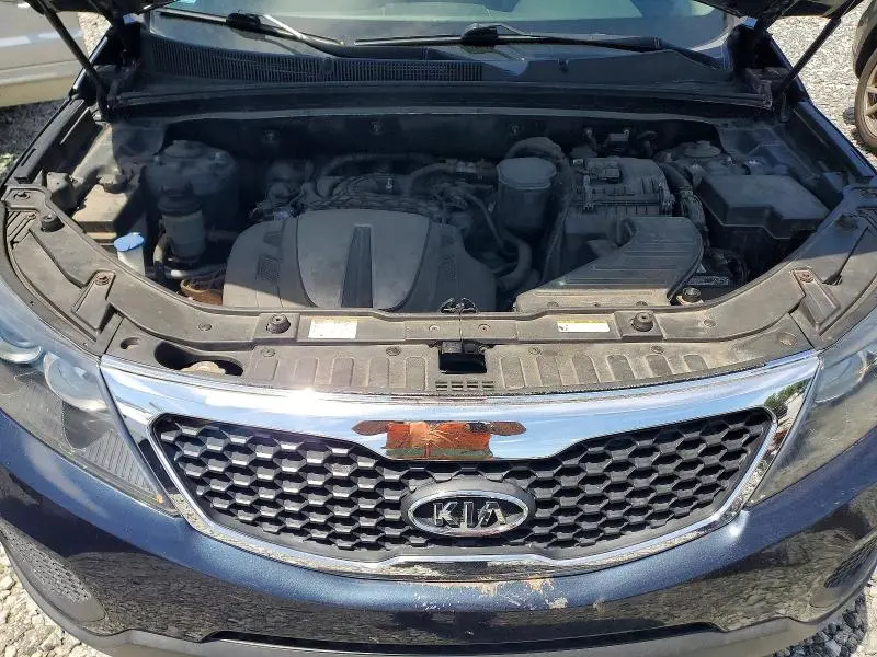 2012 KIA SORENTO LX  