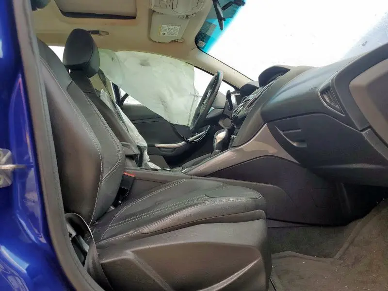 2014 FORD FOCUS TITANIUM  