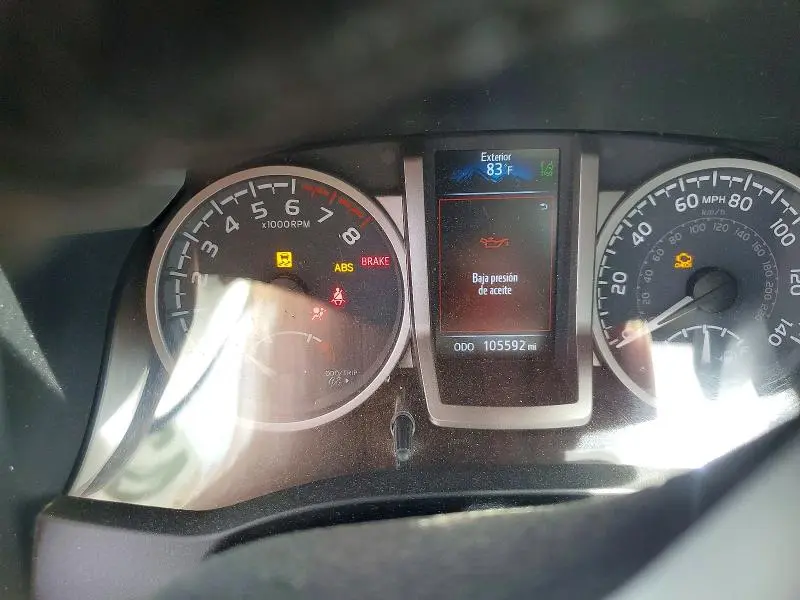 2021 TOYOTA TACOMA SR5 V6  