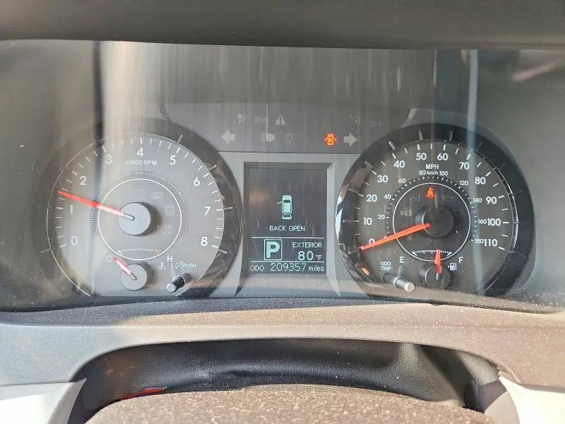 2015 TOYOTA SIENNA LE  