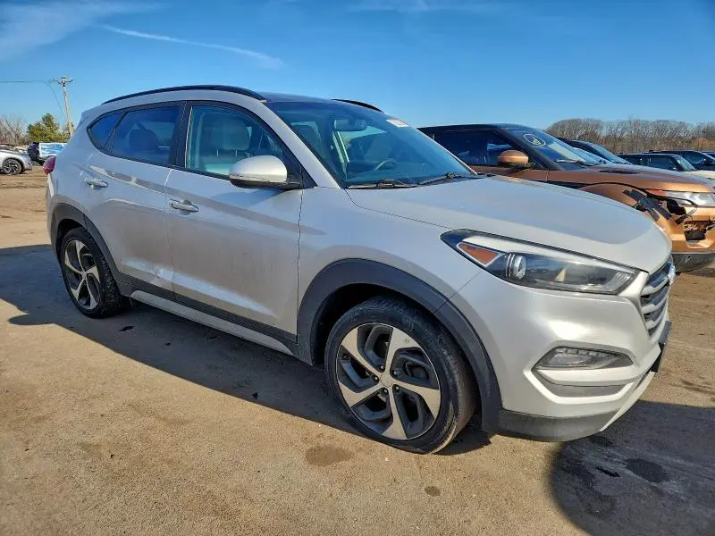 2018 HYUNDAI TUCSON VALUE  