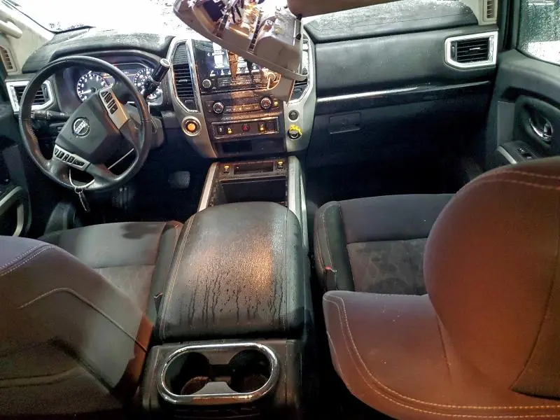 2021 NISSAN TITAN SV  