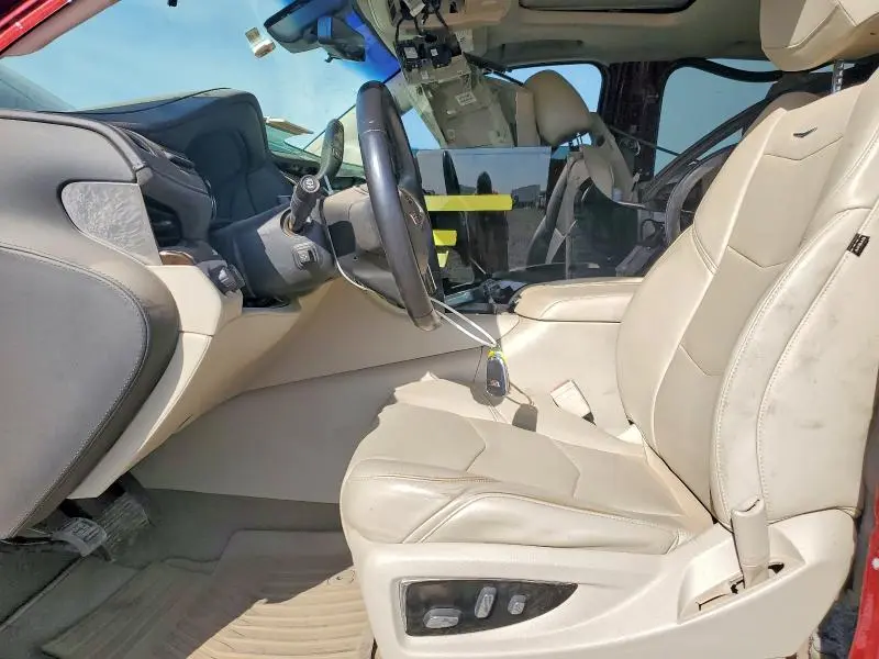 2018 CADILLAC ESCALADE LUXURY  