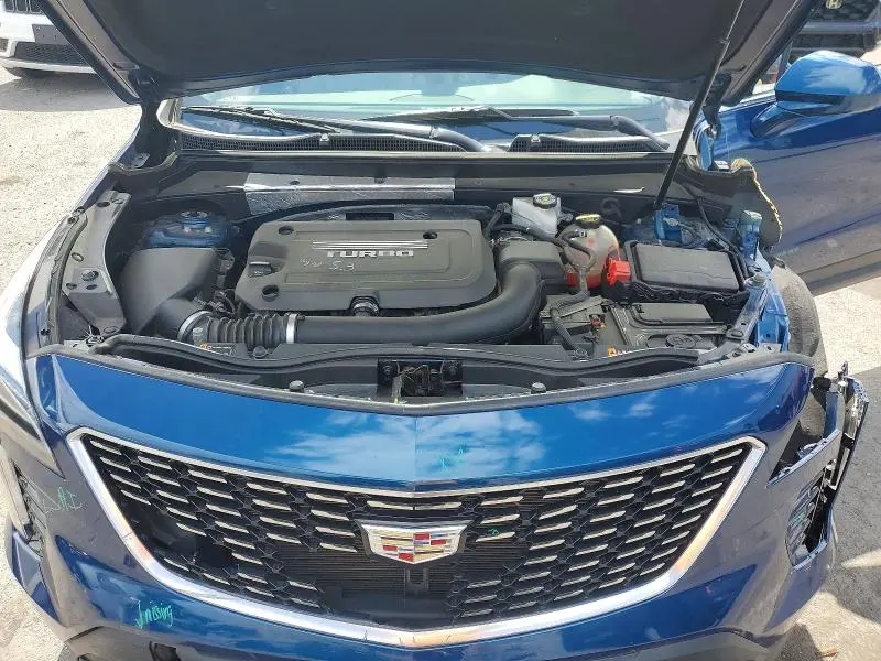 2019 CADILLAC XT4 LUXURY  