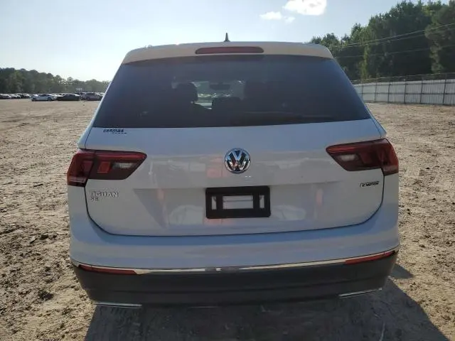 2021 VOLKSWAGEN TIGUAN SE  