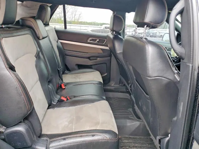 2017 FORD EXPLORER XLT  