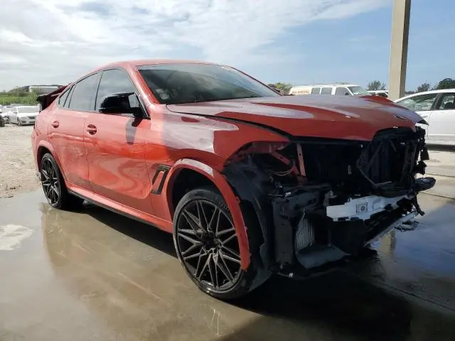2021 BMW X6 M  