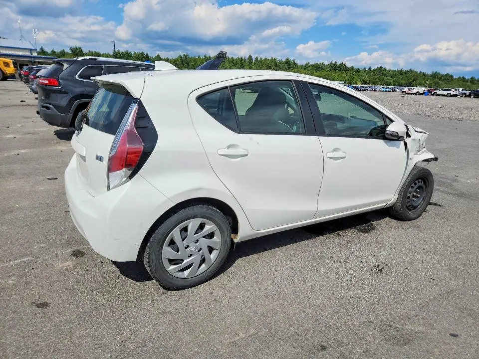 2015 TOYOTA PRIUS C ONE  