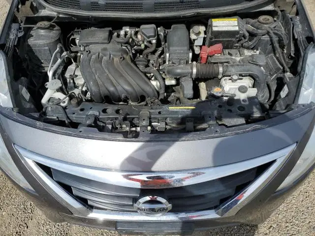 2019 NISSAN VERSA S