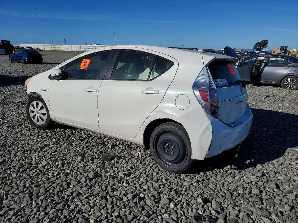 2013 TOYOTA PRIUS C TWO  