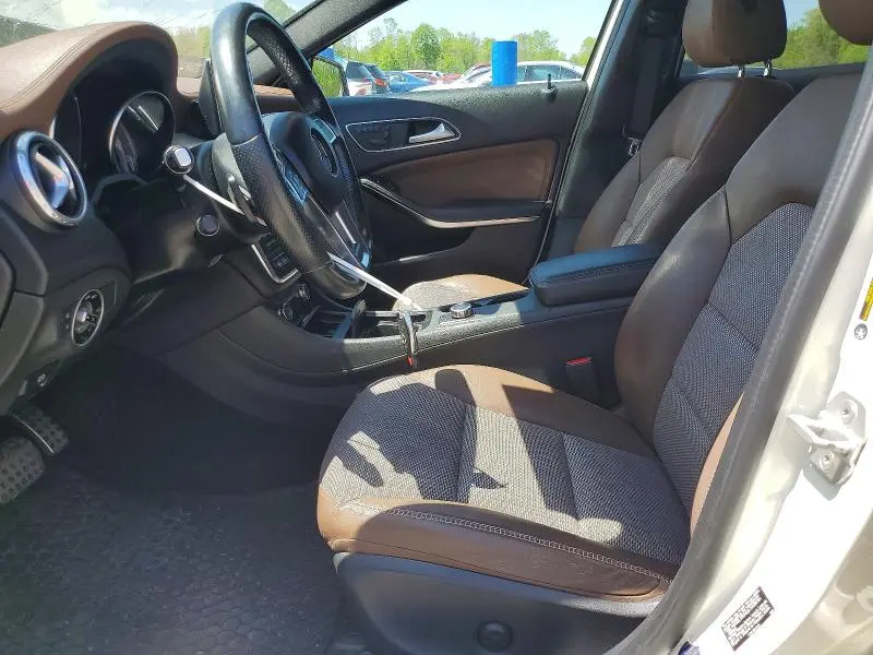 2015 MERCEDES-BENZ GLA 250 4MATIC  