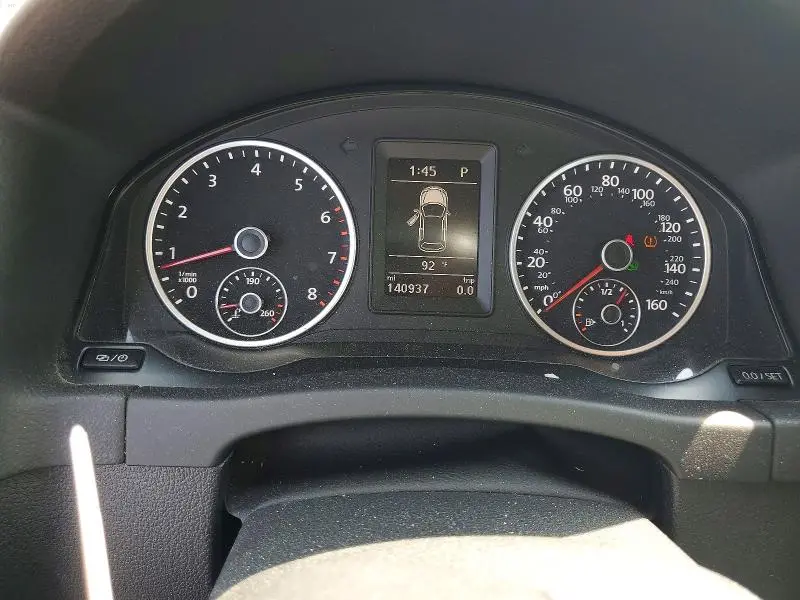 2016 VOLKSWAGEN TIGUAN S  