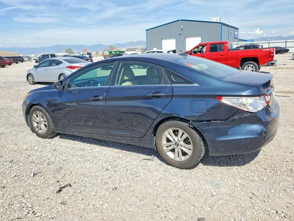 2011 HYUNDAI SONATA GLS  