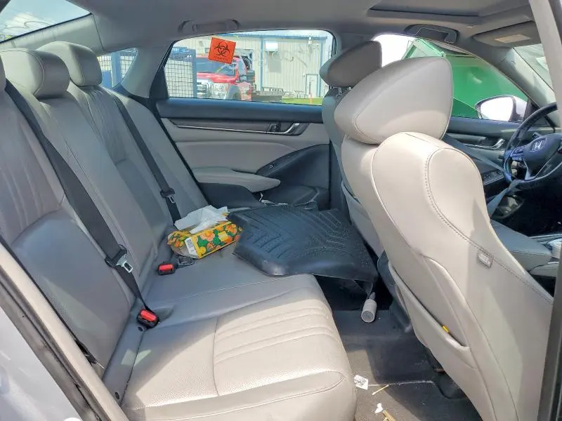 2018 HONDA ACCORD TOURING  