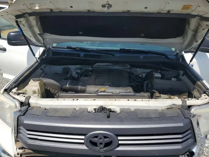 2015 TOYOTA TUNDRA SR5  