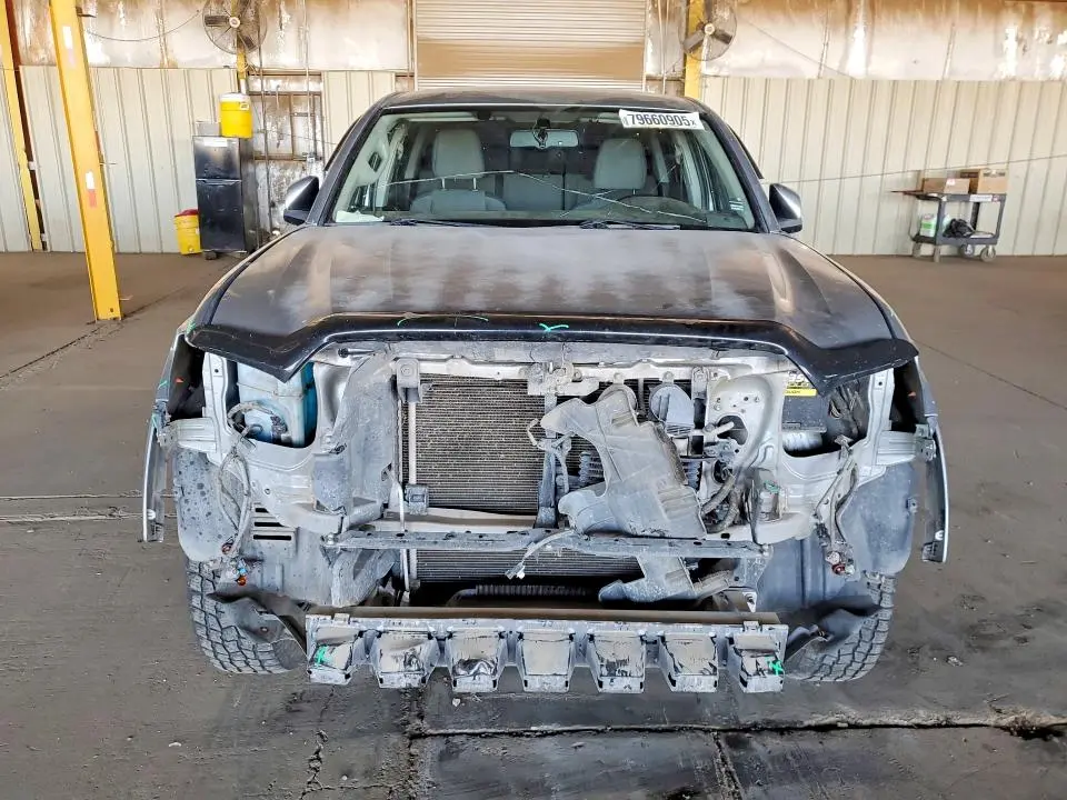 2017 TOYOTA TACOMA SR5 V6  