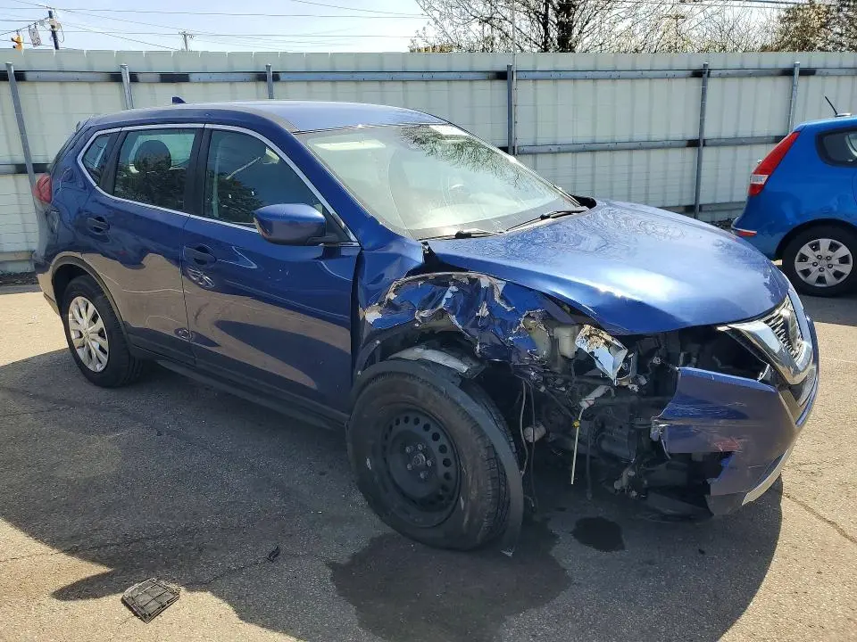 2019 NISSAN ROGUE S  