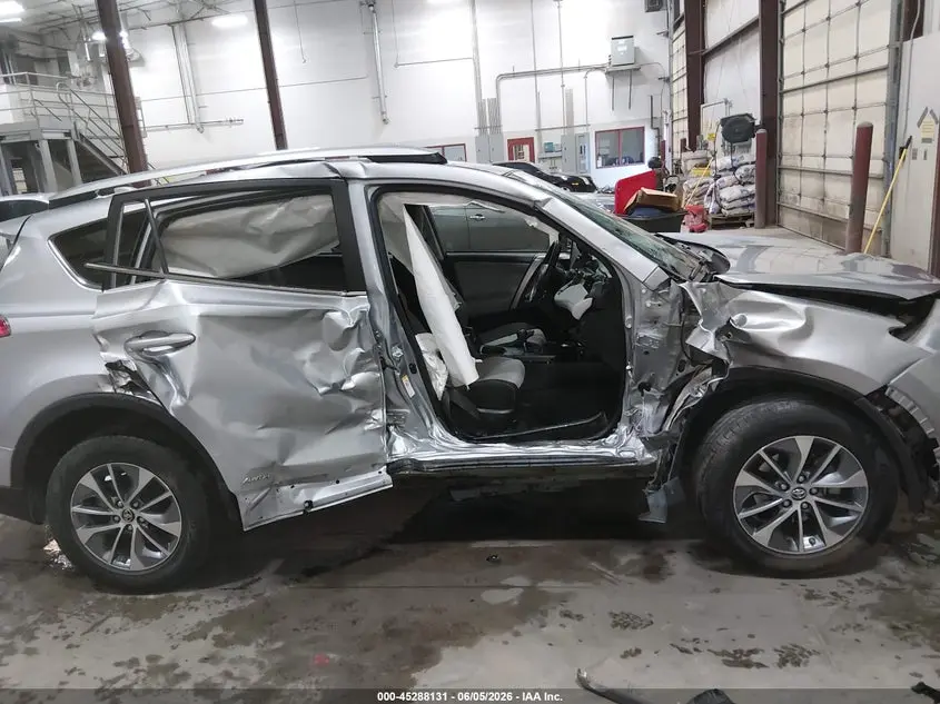 2018 TOYOTA RAV4 HYBRID LE