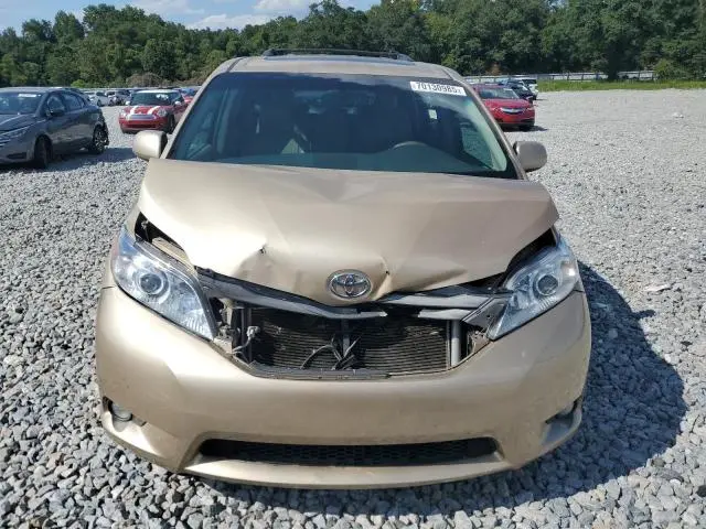 2012 TOYOTA SIENNA XLE  